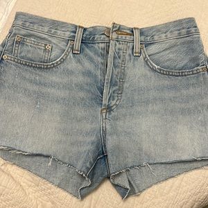 Aritzia- Denim Forum- The Yoko Short